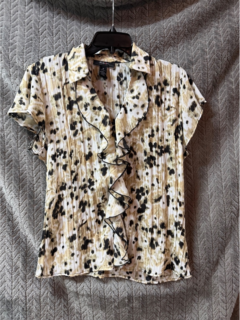 Style & Co. Women's Short Sleeve Ruffle Front Blouse Size 10